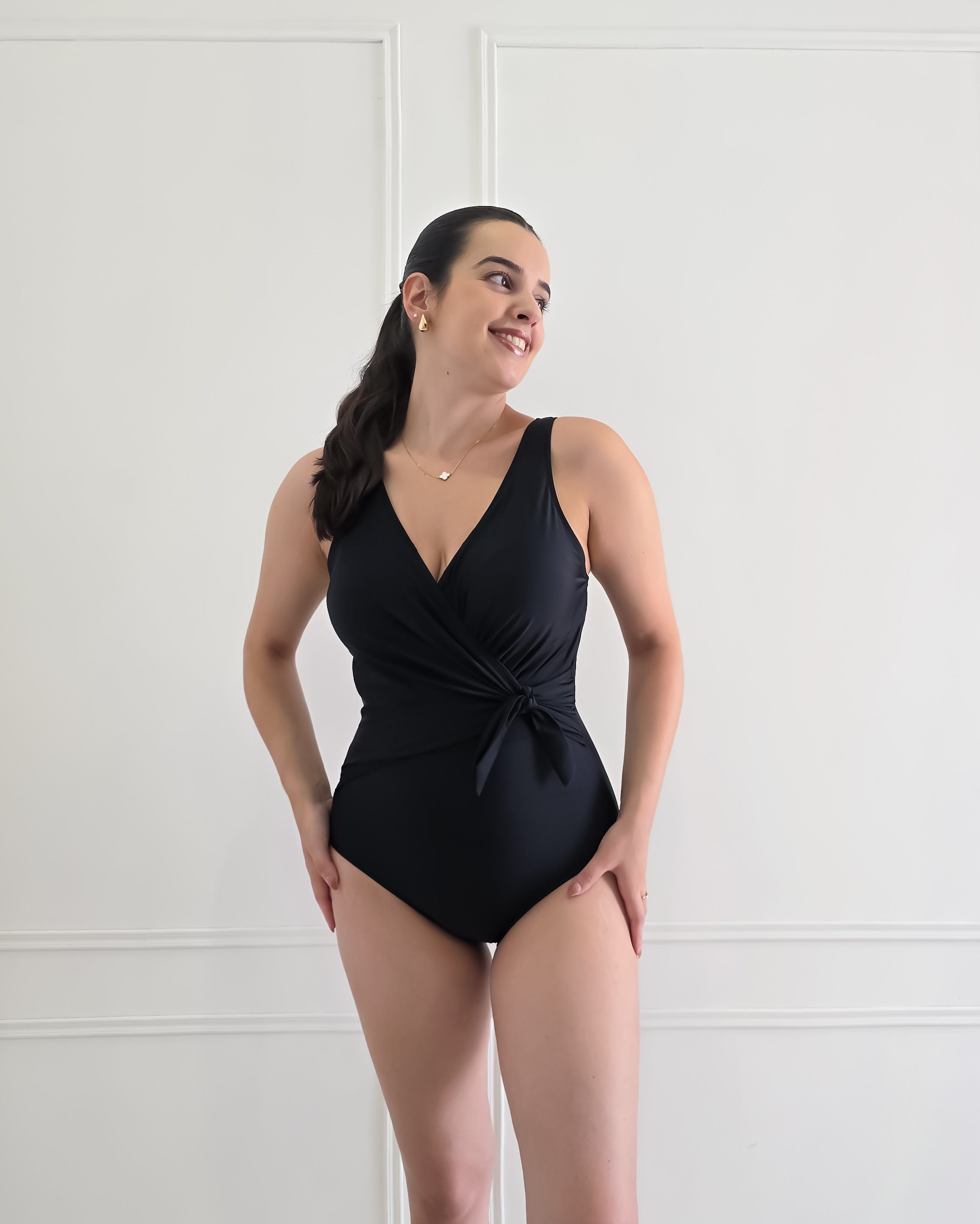 Maillot de Bain Dora : Effet Amincissant et Élégance Assurée